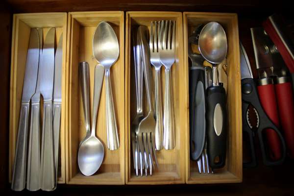 silver-plated flatware Storage