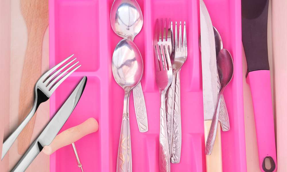 how to pick flatware