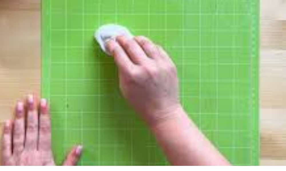 how to make cutting mat sticky again